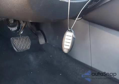 2017 Nissan Maxima 3.5 Platinum z USA, uszkodzony, nr VIN 1N4AA6AP1HC422164